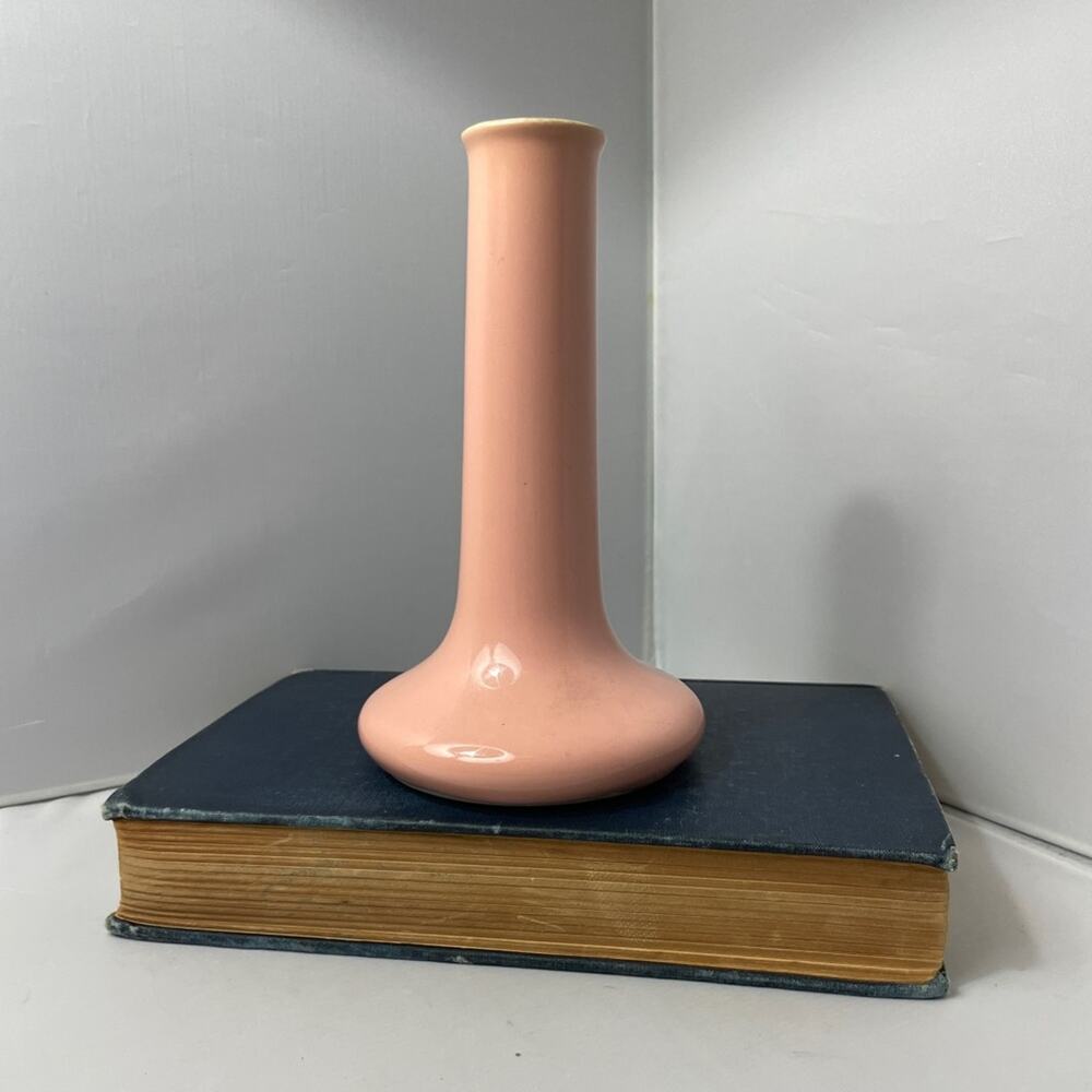 Hall Pottery Bud Vase #631 1/2 Pale Pink‎